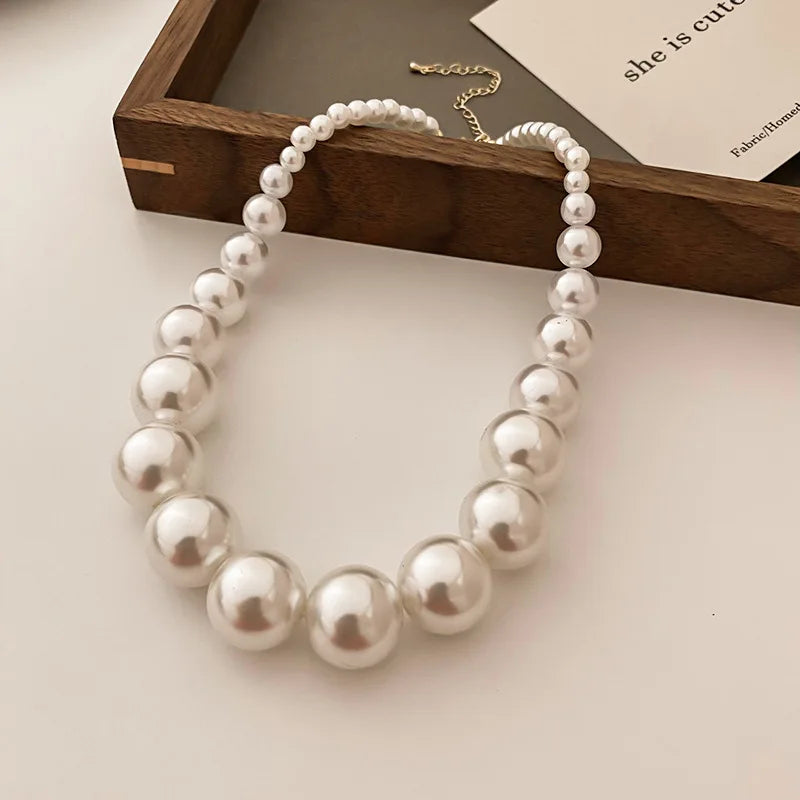 Vintage Pearl Collarbone Necklace