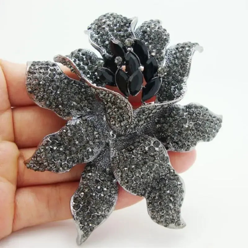 Stylish Black Rose Rhinestone Corsage Brooch