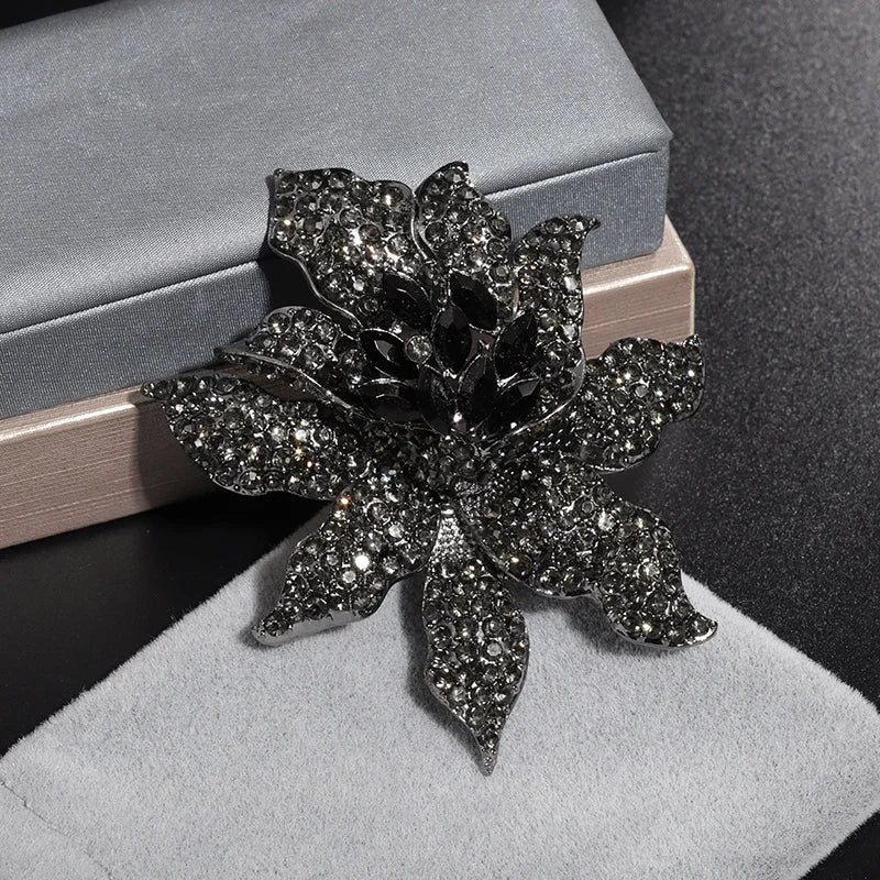 Stylish Black Rose Rhinestone Corsage Brooch