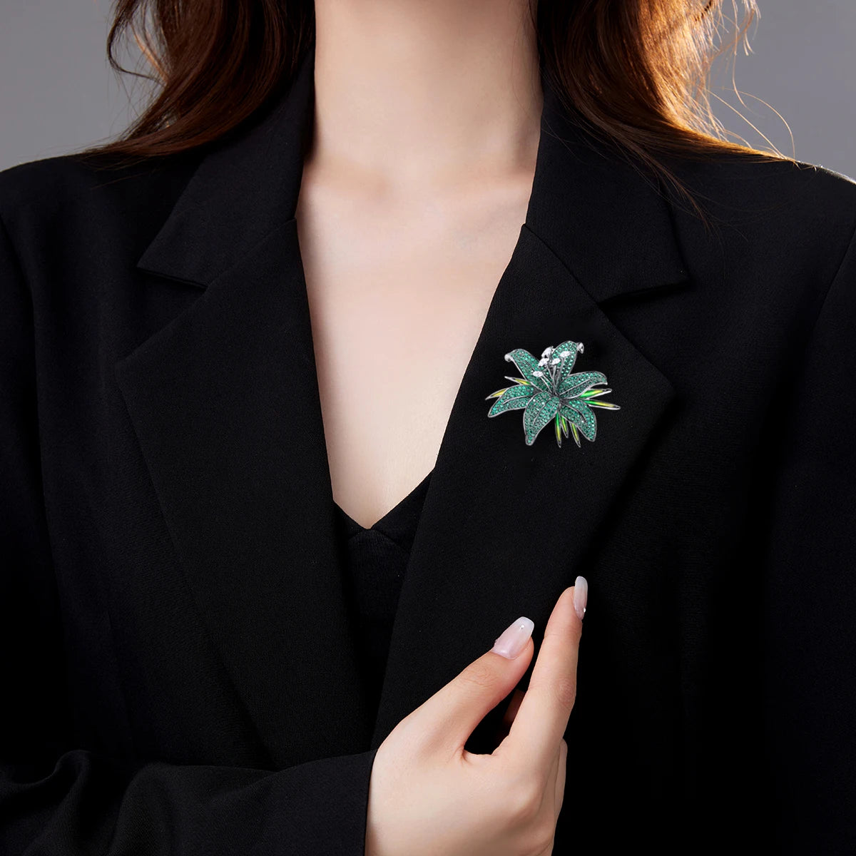 Luxury Zircon Black Flower Lily Brooch